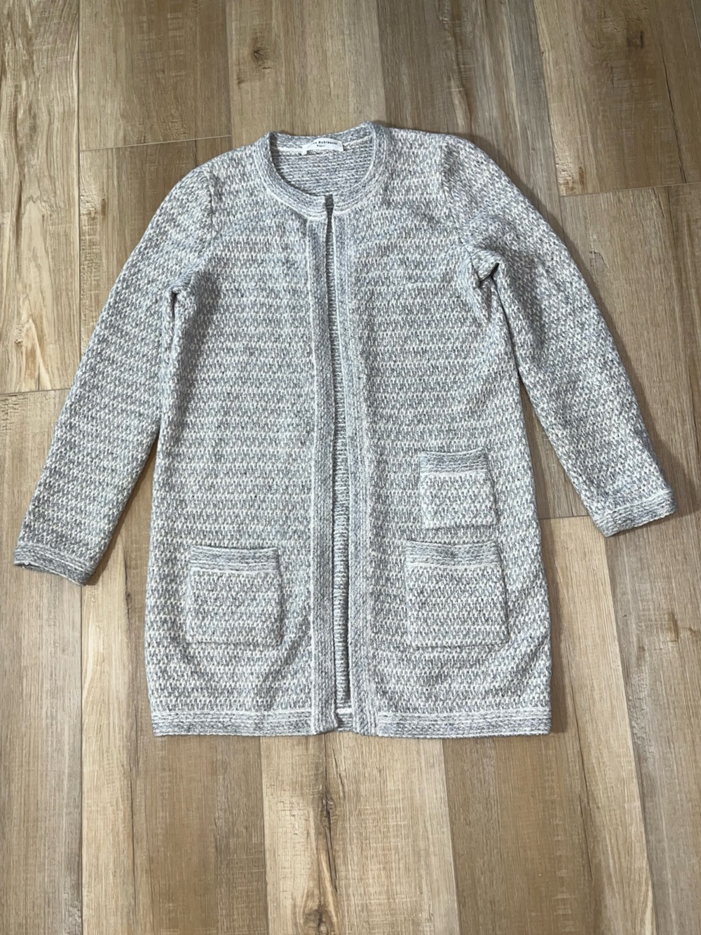 Amina Rubinacci Women’s Wool/ Cashmere Blend Cardigan Sweater Size 44 (medium)